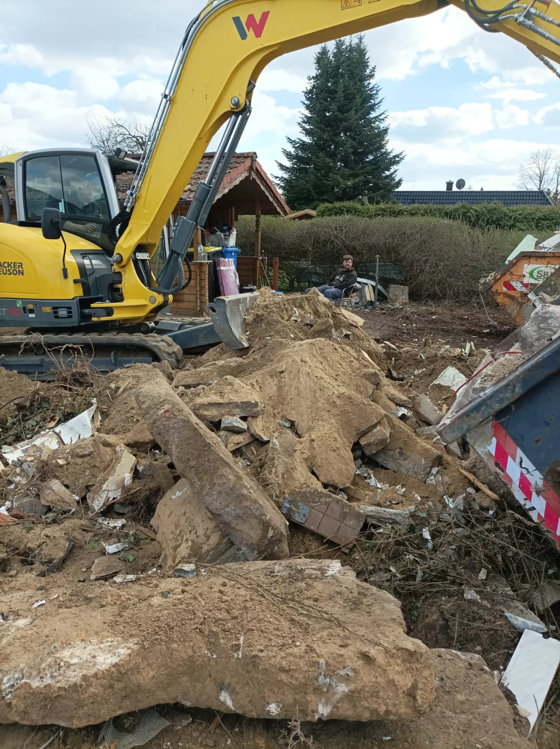 Abbrucharbeiten von Patrick Ott