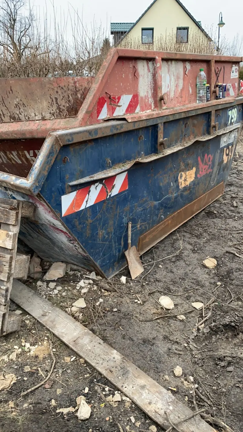 Räumungsarbeiten von Patrick Ott